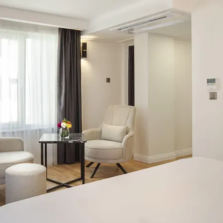 Ξενοδοχείο The Nisantasi 3*