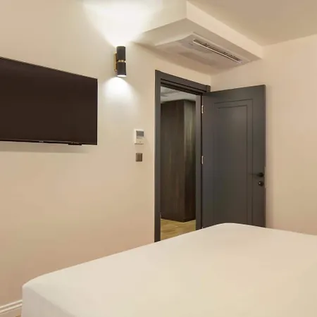 The Nisantasi Hotel 3*